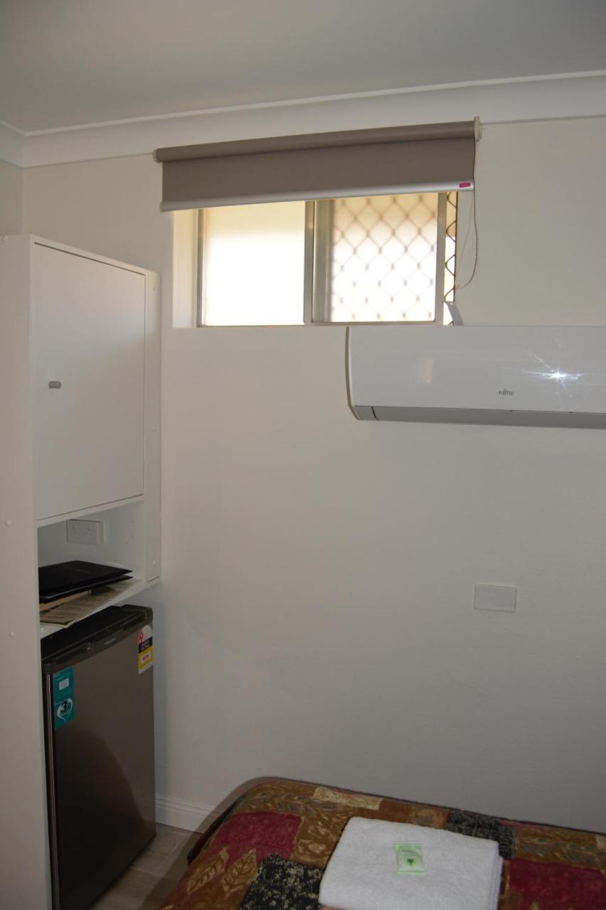 Civic Motor Inn Cowra Ngoại thất bức ảnh